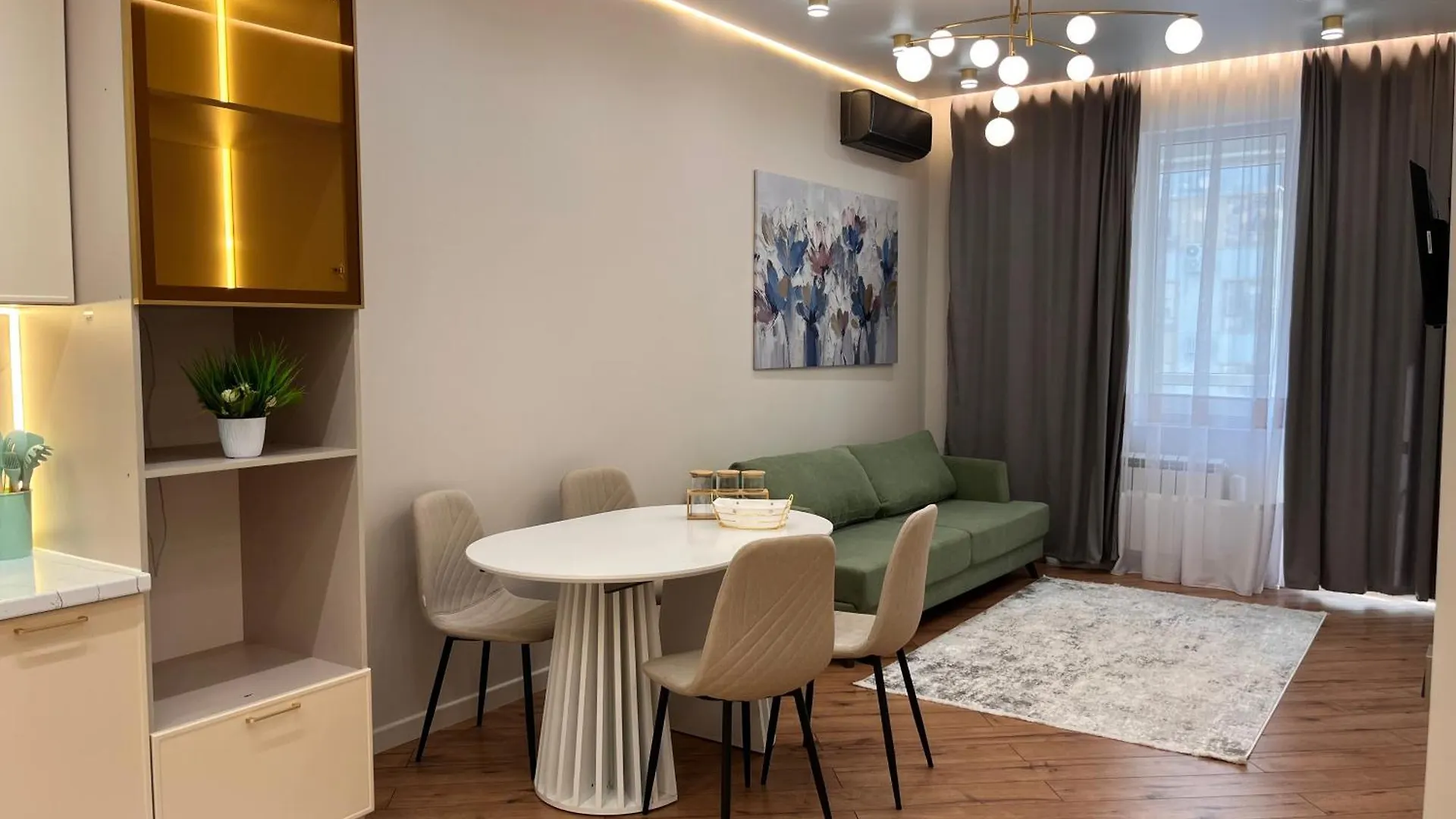 Apartment Совершенство Меридиан 153 & Питьевая Вода В Подарок Almaty Kazakhstan